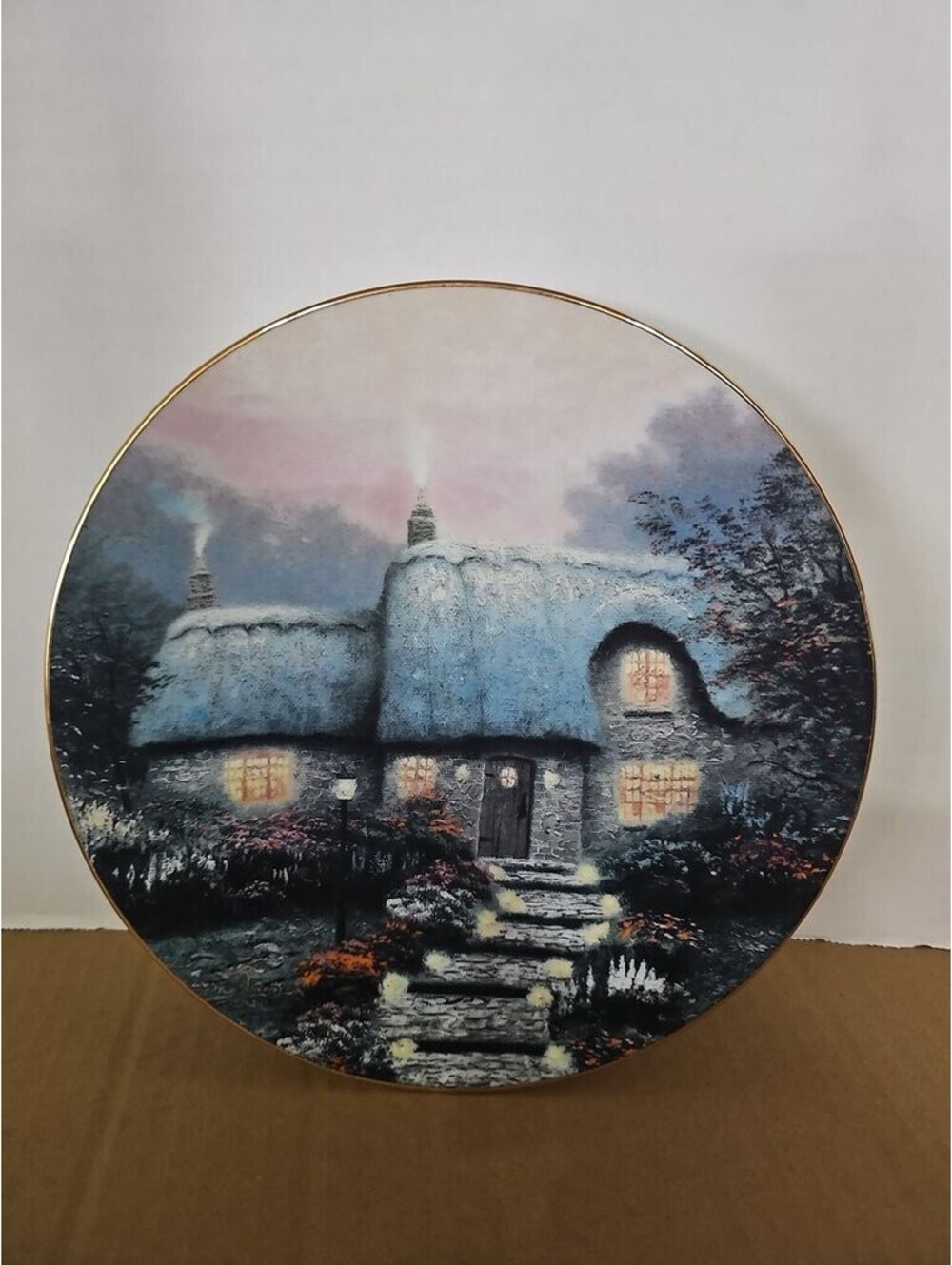 Thomas Kinkade Candlelit Cottage Collector Plate